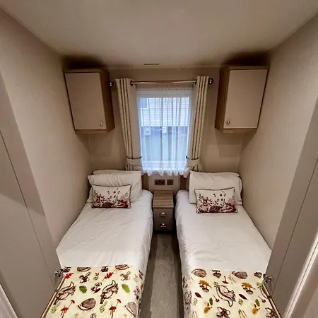 District Willerby Vogue Lodge, View On Haven Lakeland Gold Grade Feriehus Flookburgh
