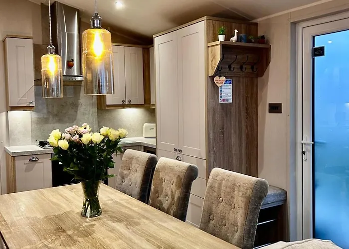 Vakantiehuis District 2021 Deluxe Static Caravan On Haven Lakeland *